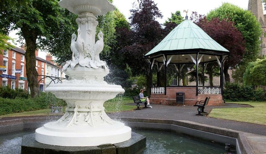Photo of Church Green fountain in redditch