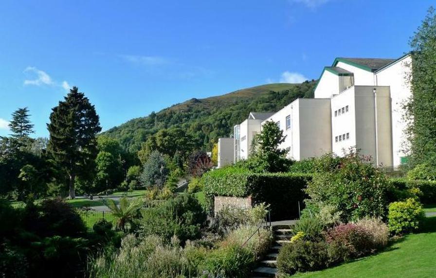 Photo of exterior of Malvern Theatres