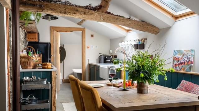 10 Secluded cottage Elsies Malverns Kitchen