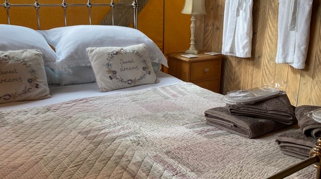 Hera Main Kingsize Bedroom March 24