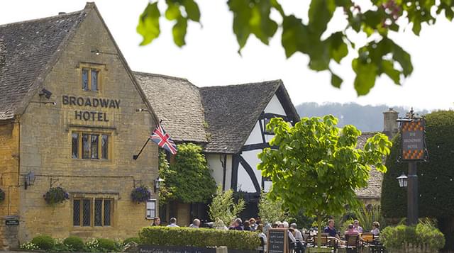 Broadway hotel front2 broadway worcestershire cotswolds uk