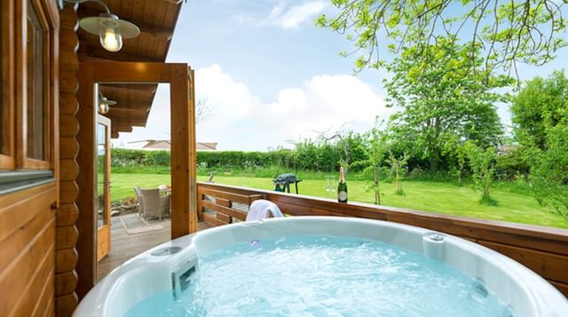 Cabin tub and balcony