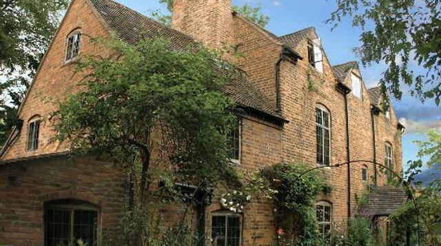 Daybrook house