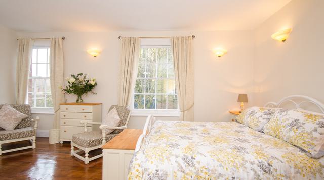 Gal College Precincts 9