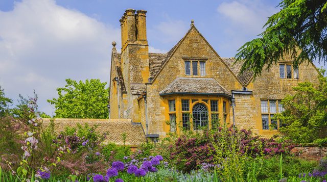 Hidcote manor gardens 1575306354