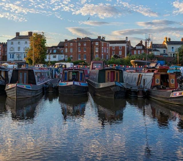 Photo of canal boats in marina at Stourport