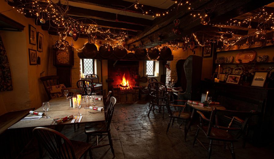 https://visit-worcs.transforms.svdcdn.com/production/assets/images/The-Fleece-Inn.png?w=896&h=521&auto=compress%2Cformat&fit=crop&dm=1791801774&s=6998e254881f95e1b13c9b0dbf39bd69