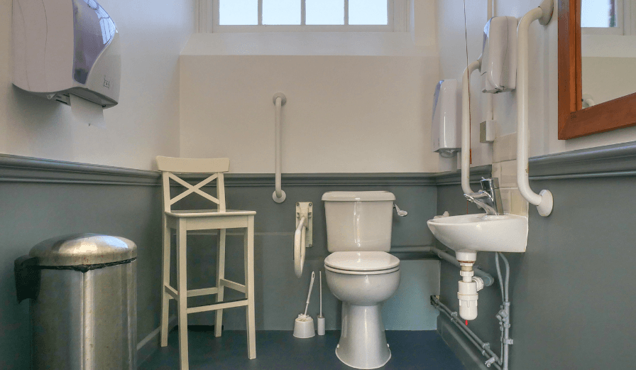 Accessible bathroom at Spetchley Gardens